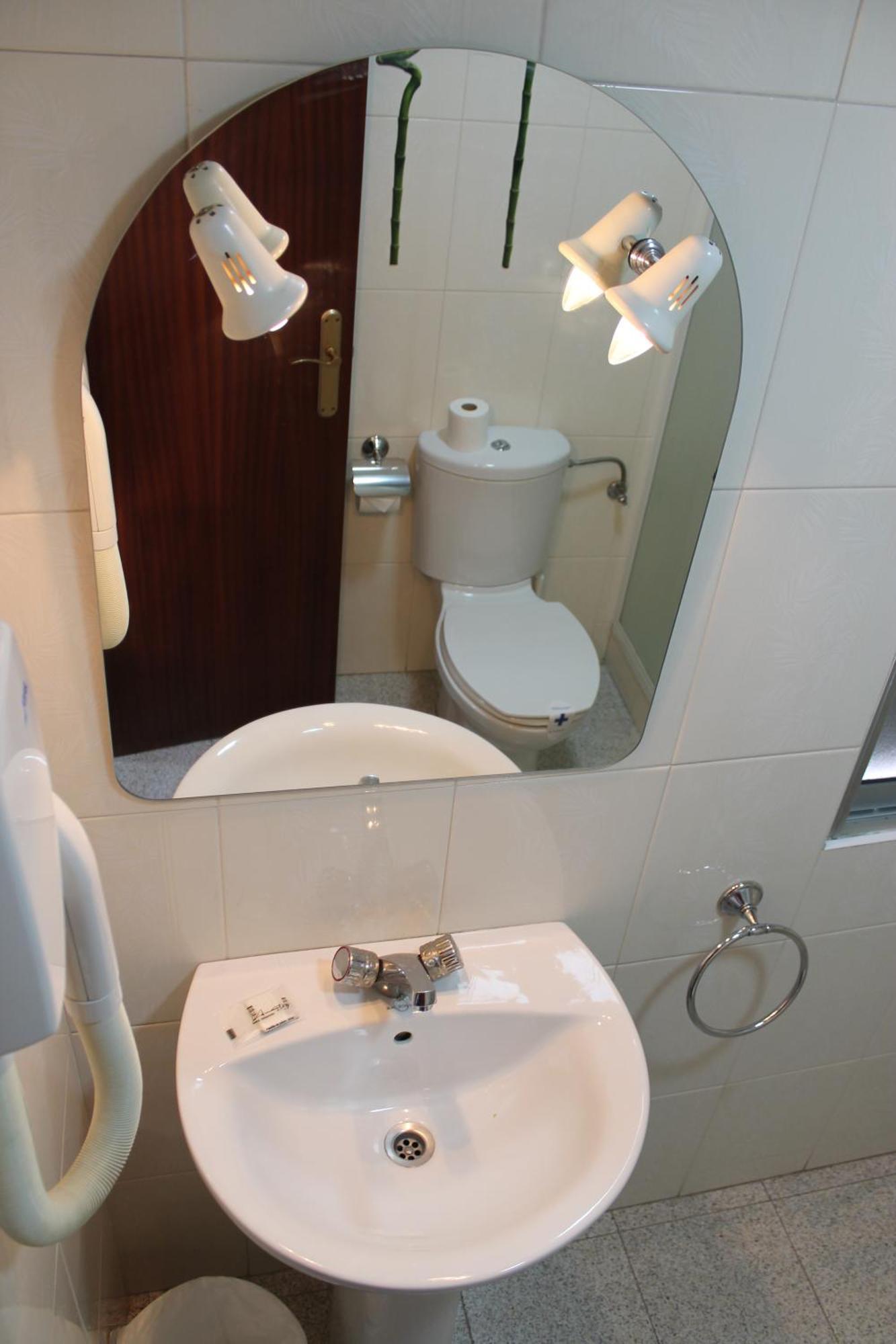 Hostal Amantes De Теруель Екстер'єр фото