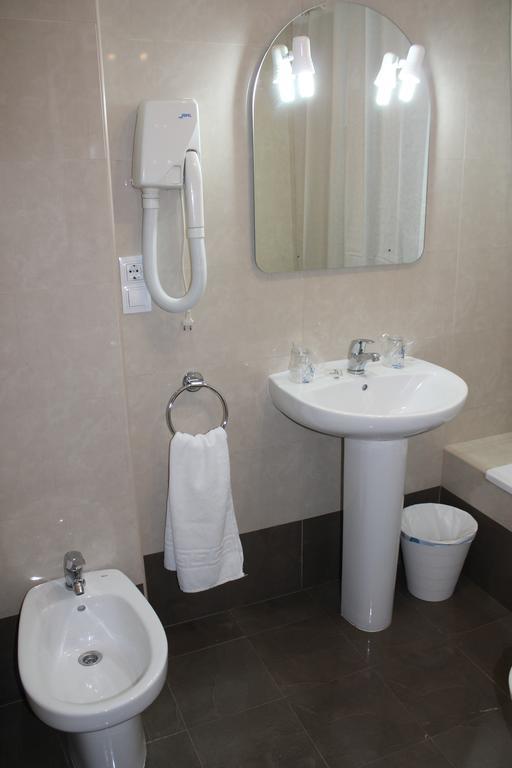 Hostal Amantes De Теруель Екстер'єр фото